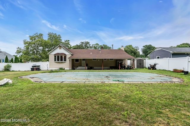 44 Lake Drive, Howell, NJ 07731