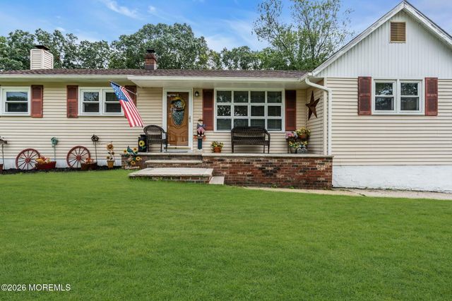 44 Lake Drive, Howell, NJ 07731