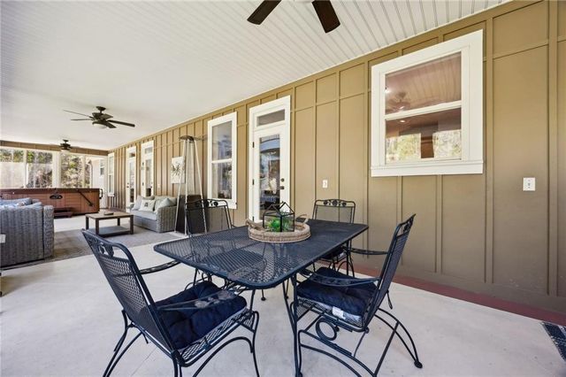 607 Misty Harbor Boulevard, Woodbine, GA 31569