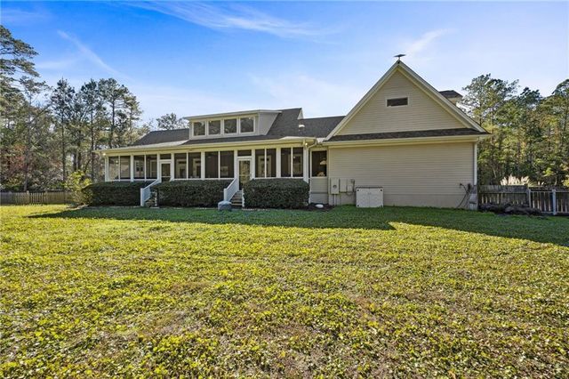 607 Misty Harbor Boulevard, Woodbine, GA 31569