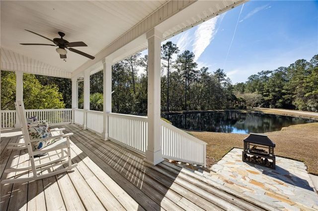 607 Misty Harbor Boulevard, Woodbine, GA 31569
