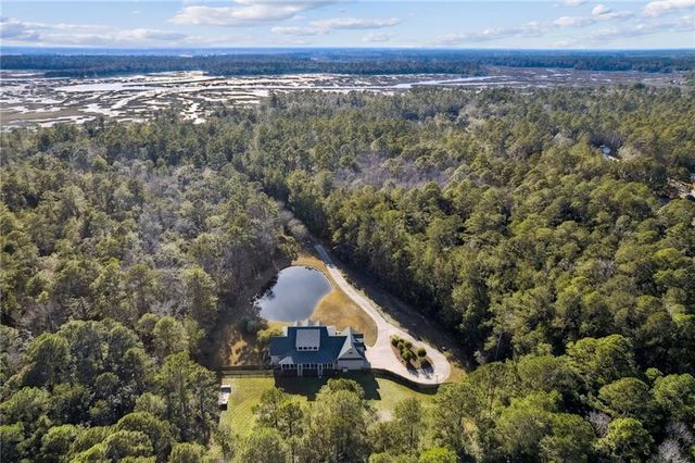 607 Misty Harbor Boulevard, Woodbine, GA 31569