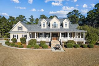 607 Misty Harbor Blvd, Woodbine, GA 31569
