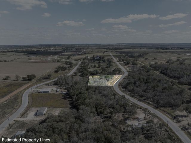 897 Ferguson LOOP, Dale, TX 78616