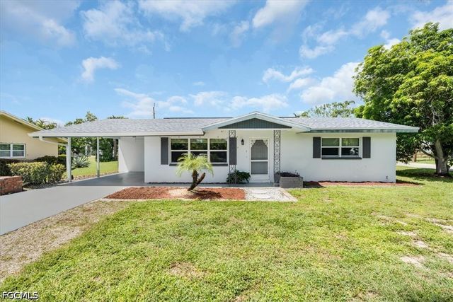 2373 Chandler AVE, Fort Myers, FL 33907