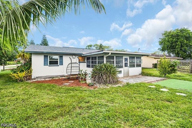 2373 Chandler AVE, Fort Myers, FL 33907