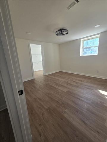 332 W Downing Court, Jonesboro, GA 30238