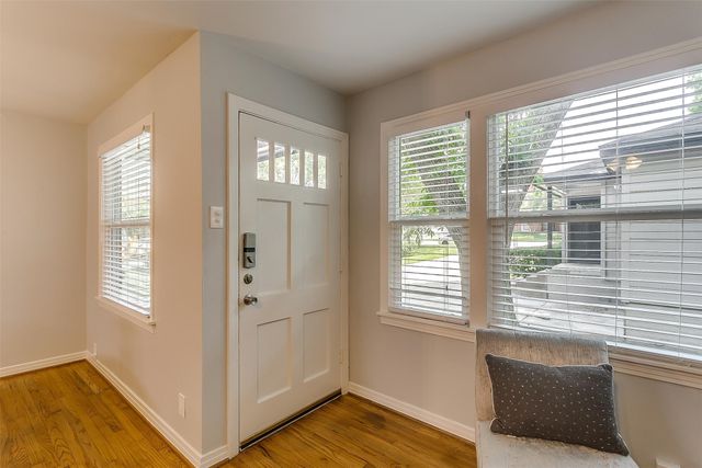 4704 Collinwood Avenue, Fort Worth, TX 76107