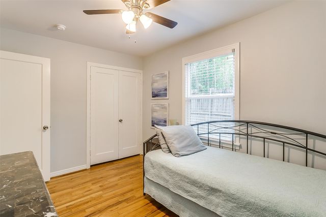 4704 Collinwood Avenue, Fort Worth, TX 76107