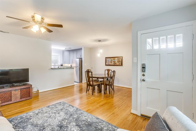 4704 Collinwood Avenue, Fort Worth, TX 76107