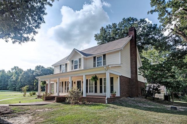 402 Springwood Circle, Terry, MS 39170