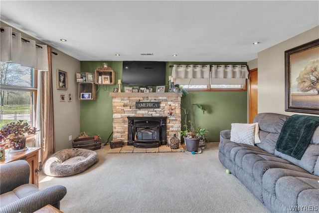 981 96th Street, Niagara Falls, NY 14304