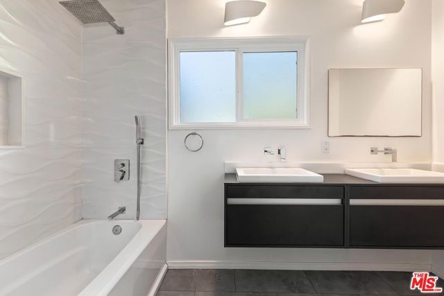 2106 Rockford Road, Los Angeles, CA 90039