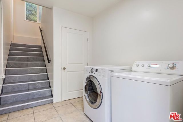 2106 Rockford Road, Los Angeles, CA 90039