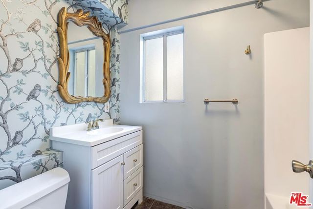 2106 Rockford Road, Los Angeles, CA 90039