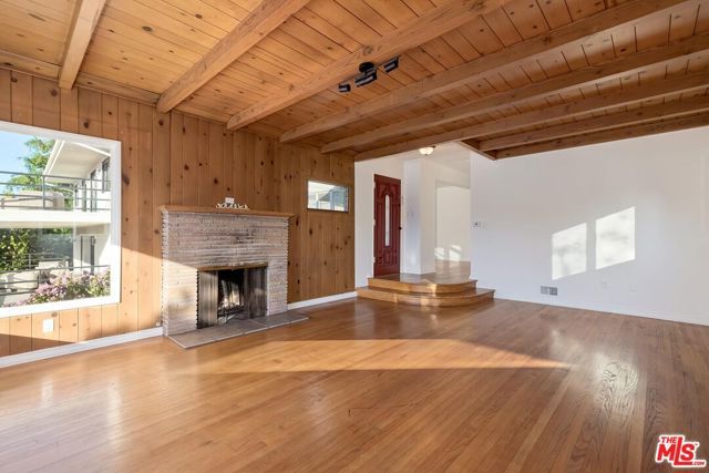 2106 Rockford Road, Los Angeles, CA 90039