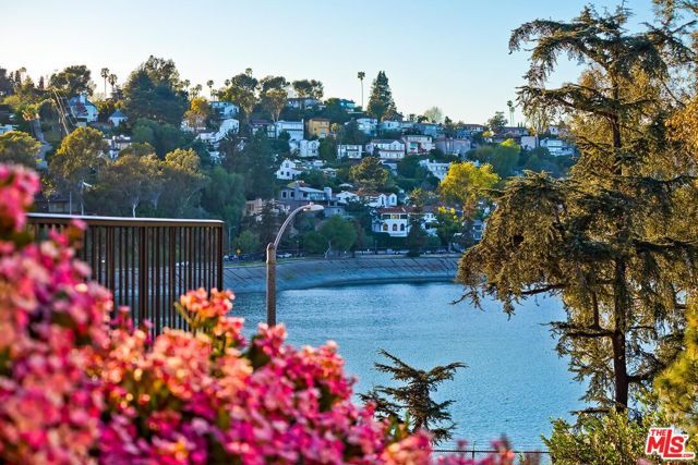 2106 Rockford Road, Los Angeles, CA 90039