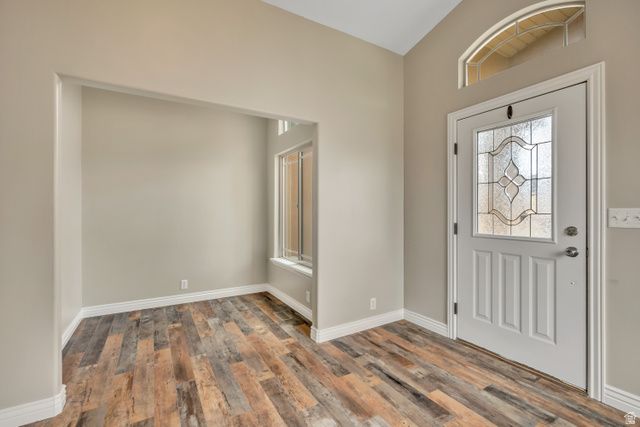 341 E EDGEMONT DR, North Salt Lake, UT 84054