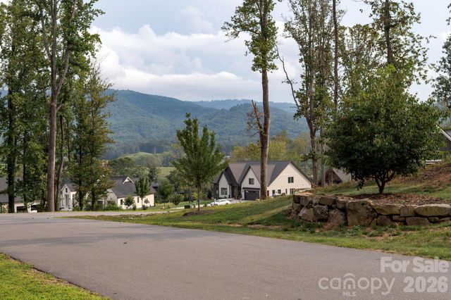 25 Ted Linn Drive, Fairview, NC 28730