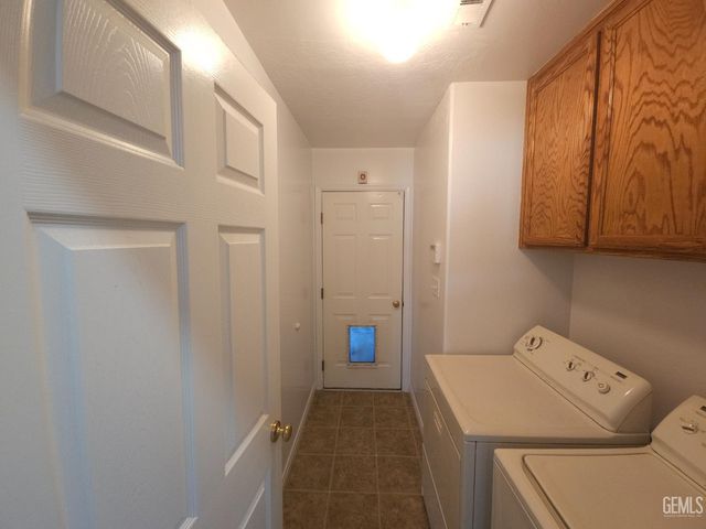 5226 San Mateo Drive, Bakersfield, CA 93307