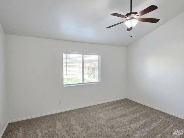 5226 San Mateo Drive, Bakersfield, CA 93307