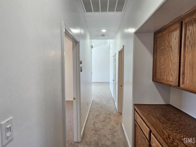 5226 San Mateo Drive, Bakersfield, CA 93307