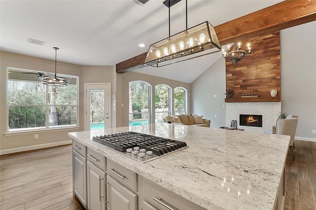 87 N Concord Valley Circle, The Woodlands, TX 77382