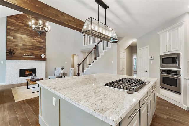 87 N Concord Valley Circle, The Woodlands, TX 77382