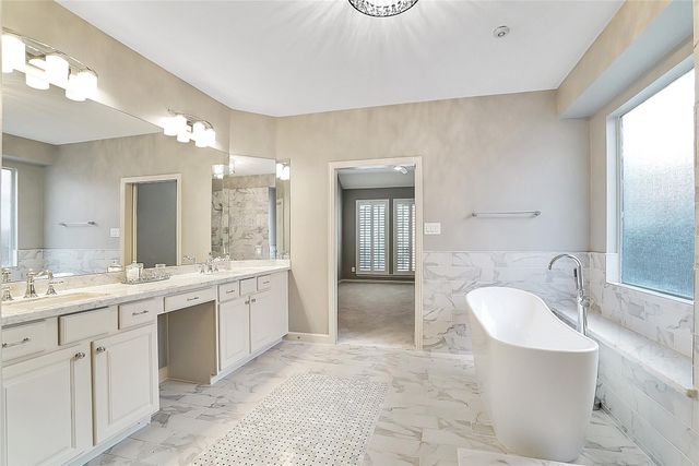 87 N Concord Valley Circle, The Woodlands, TX 77382