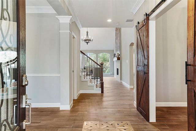 87 N Concord Valley Circle, The Woodlands, TX 77382