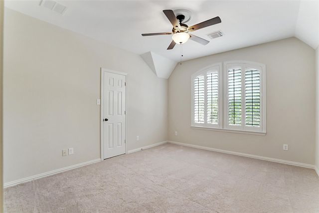 87 N Concord Valley Circle, The Woodlands, TX 77382