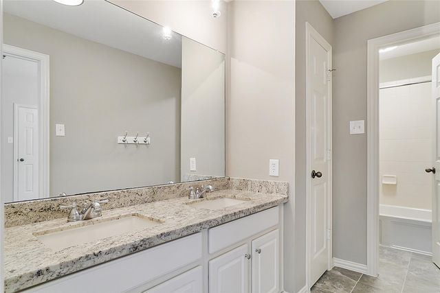 87 N Concord Valley Circle, The Woodlands, TX 77382
