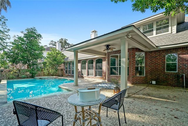 87 N Concord Valley Circle, The Woodlands, TX 77382