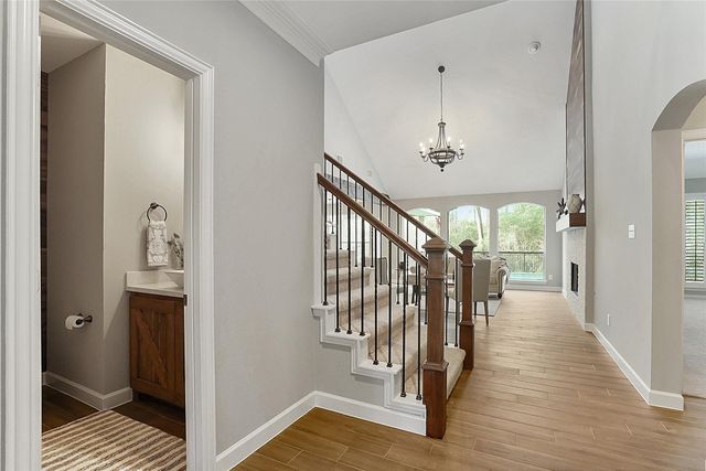 87 N Concord Valley Circle, The Woodlands, TX 77382