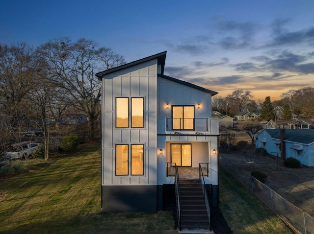 209 Springdale Avenue, Greer, SC 29650