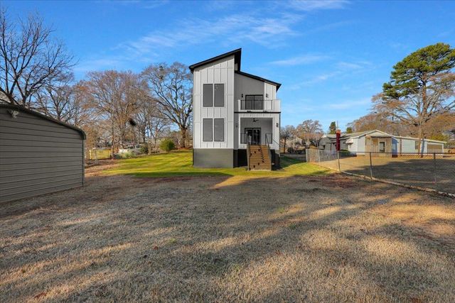 209 Springdale Avenue, Greer, SC 29650