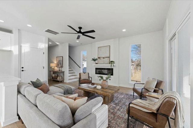 209 Springdale Avenue, Greer, SC 29650