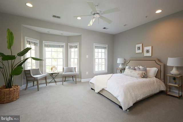 4906 MONTGOMERY LN, Bethesda, MD 20814
