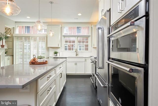 4906 MONTGOMERY LN, Bethesda, MD 20814