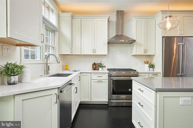 4906 MONTGOMERY LN, Bethesda, MD 20814