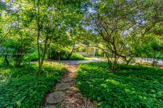 6290 SW 86th St, Miami, FL 33143