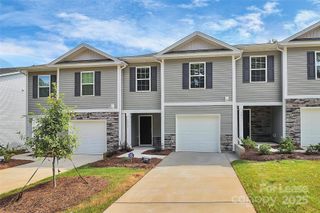 2927 Penninger Circle, Charlotte, NC 28262