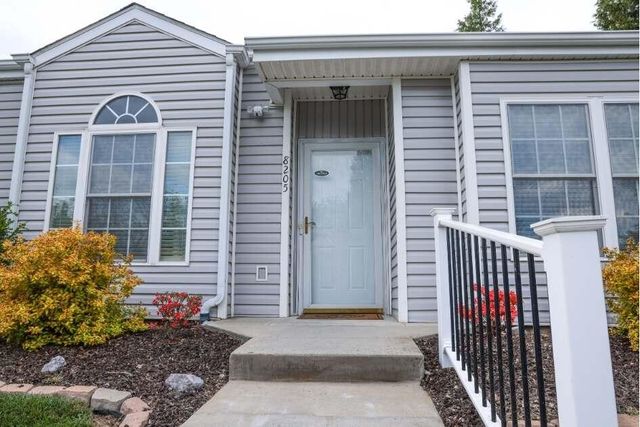8205 Emerald Court DR, Roanoke, VA 24019