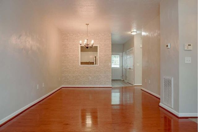 8205 Emerald Court DR, Roanoke, VA 24019
