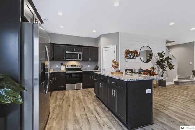 1740 NW 52nd Street, Lincoln, NE 68528