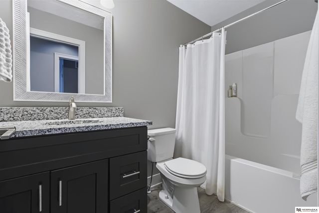 1740 NW 52nd Street, Lincoln, NE 68528