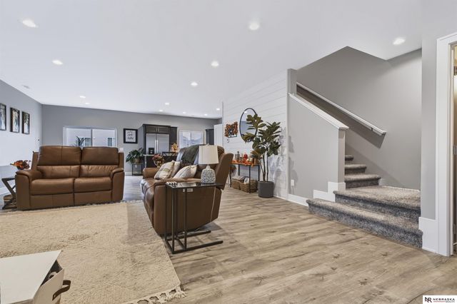 1740 NW 52nd Street, Lincoln, NE 68528