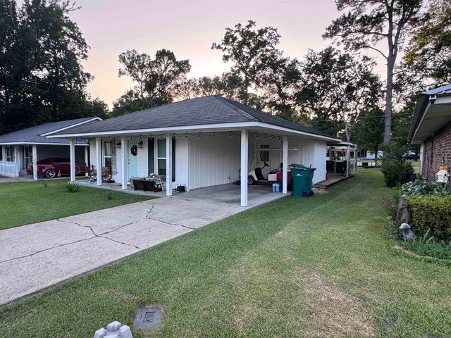 25577 Rosedown Dr, Denham Springs, LA 70726