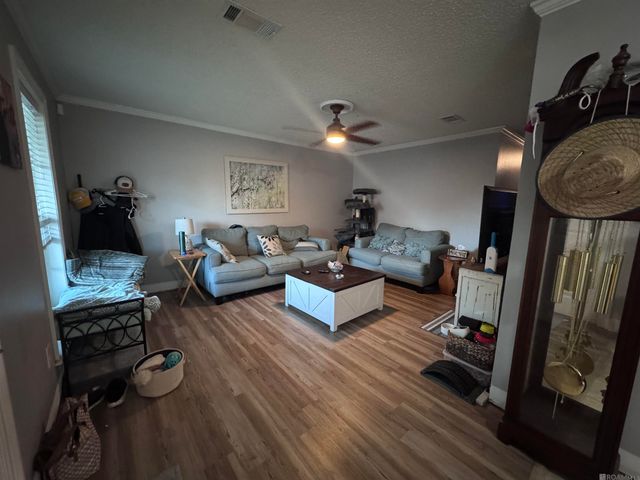 25577 Rosedown Dr, Denham Springs, LA 70726