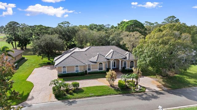 9523 Shadow Lane, Fort Pierce, FL 34951